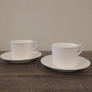 Royal Worcester Fine Bone China England set of two coffee cups and sauce…